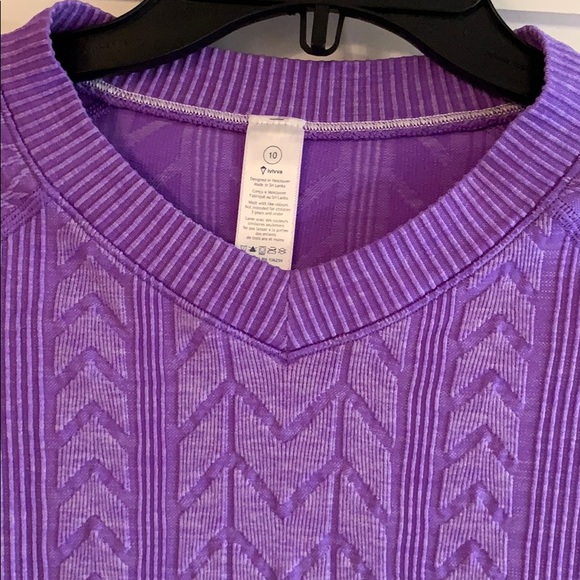 Ivivva long sleeve base layer - Picture 2 of 3